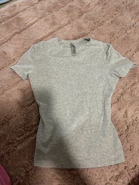 SKIMS Light Heather Gray Short Sleeve Crew Tee